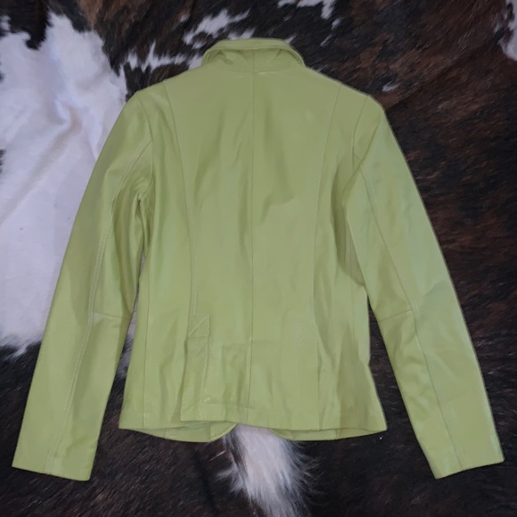 Make a statement in this jacket! - Picture 2 of 5